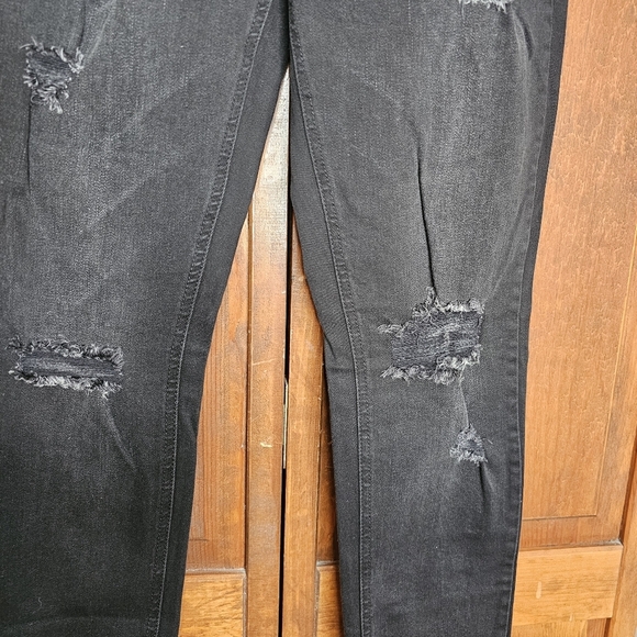 Maurices Black Distressed Skinny Jeans | Size Medium Regular M/R - Picture 4 of 12